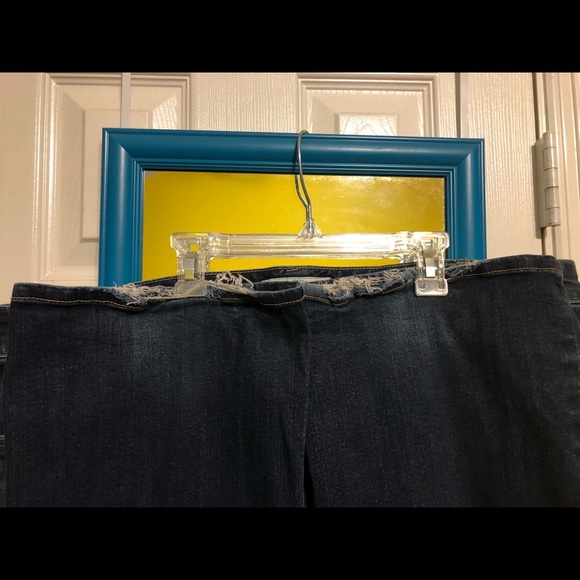 Torrid jeans - Picture 3 of 3